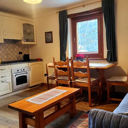 La Comba - Les Fleurs Apartment